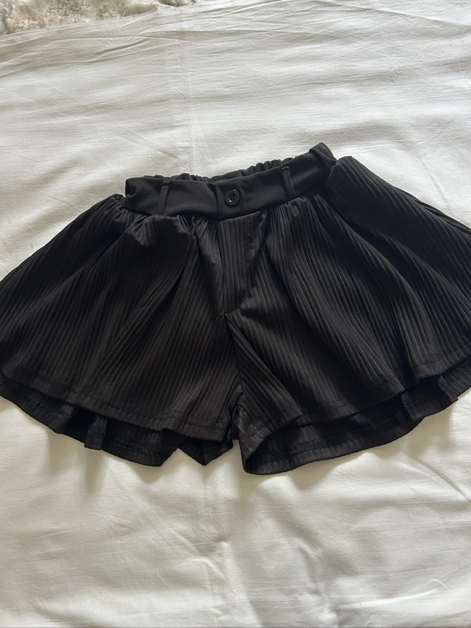 Shorts plissados pretos – Tamanho P Novos – photo 4